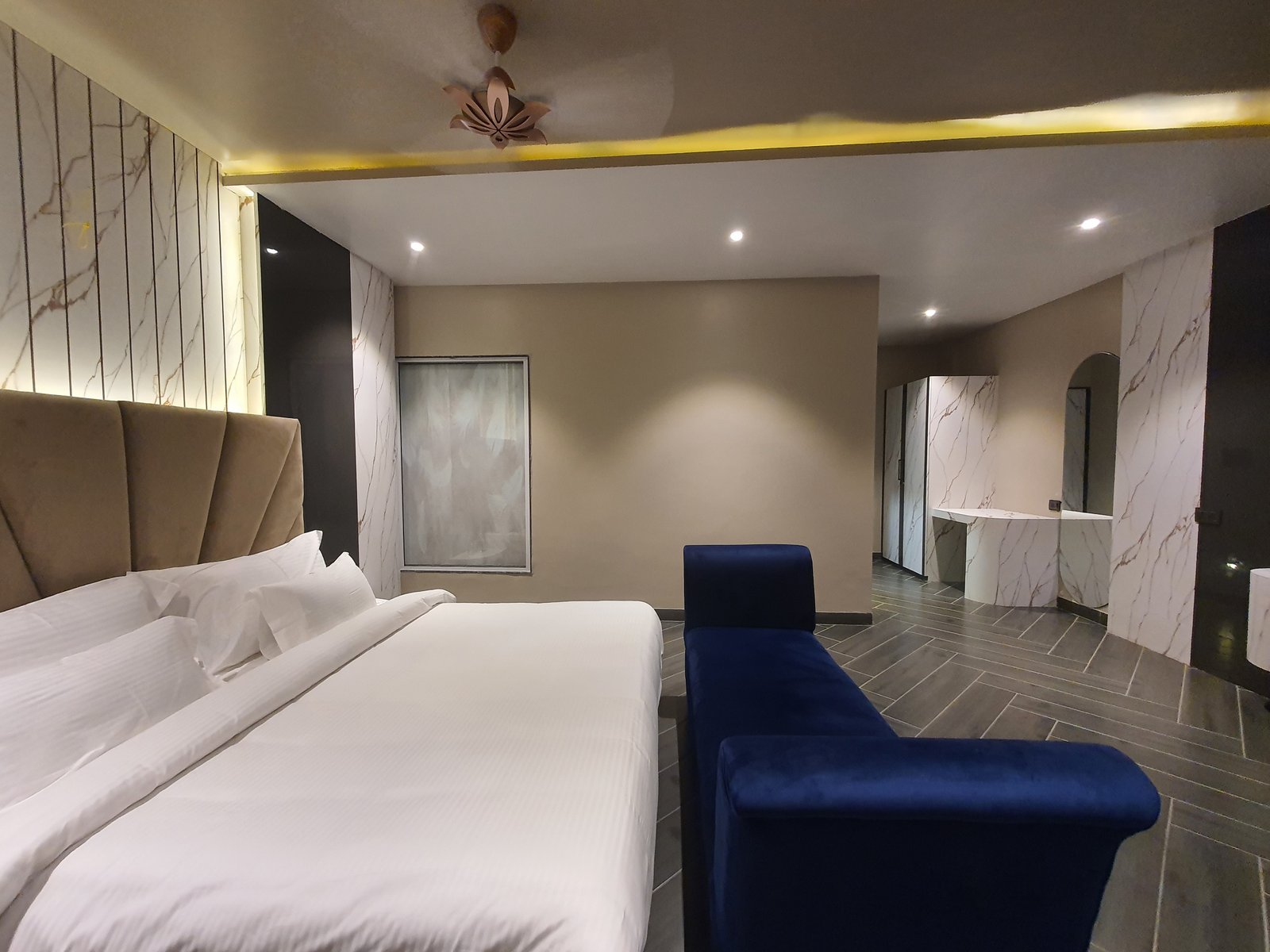 Hotel 777 Facility